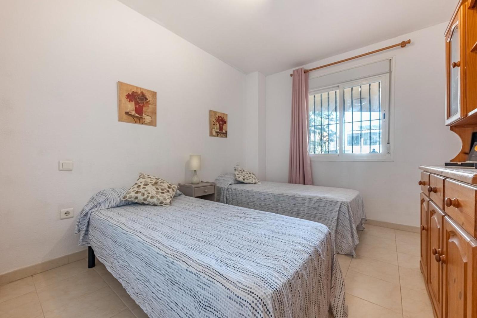 Apartamento Acogedor Con Vista Al Mar Malaga Luaran gambar